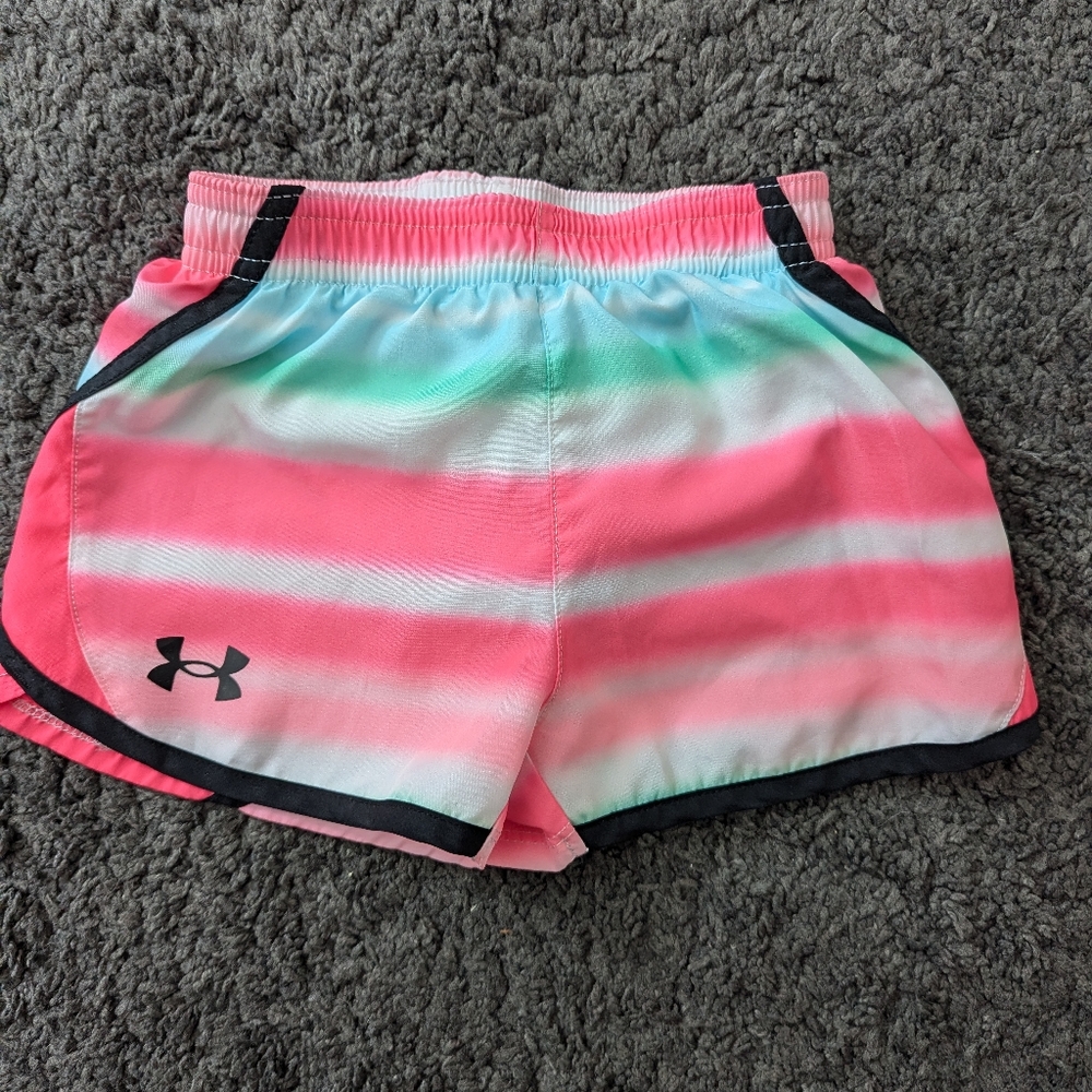 Under Armour 2T active Shorts